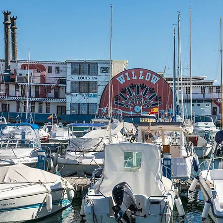 Magnifico Con Vistas En Puerto Marina *